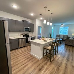 interior view at The Alston Apartments located in Greenville, SC